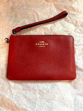 NWOT Coach Canvas Wristlet Wallet With Gold Hardware Red Color